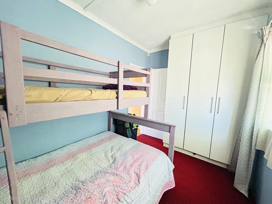 4 Bedroom Property for Sale in Eersterivier South Western Cape